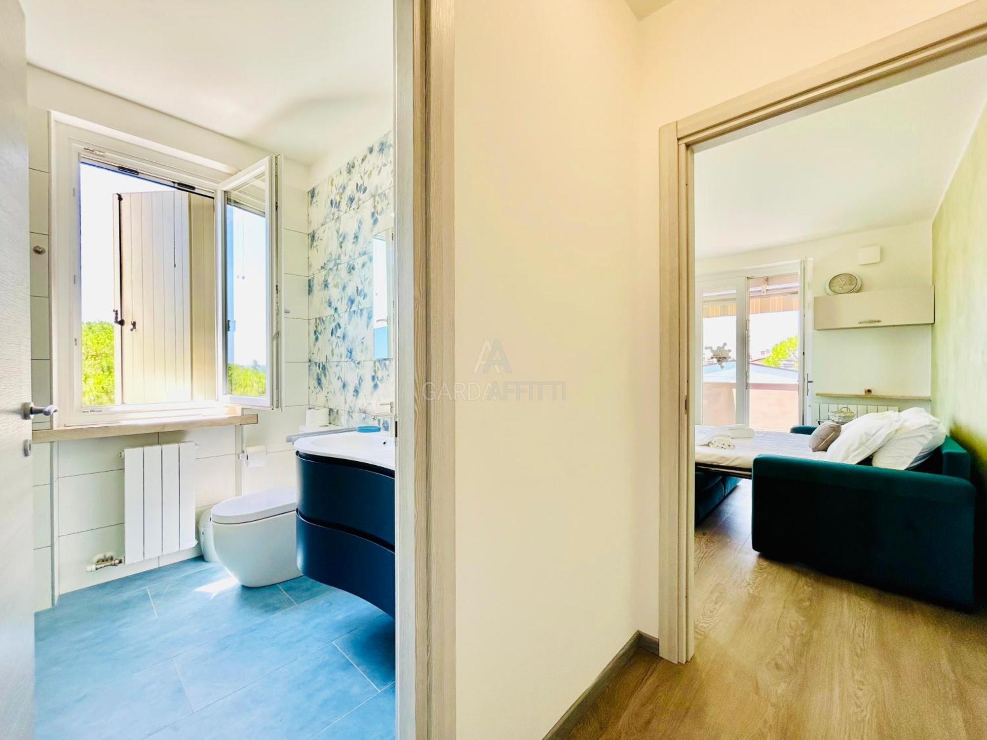 Ossidiana Apartment - Vista Lago - Centrico سيرمِيوني المظهر الخارجي الصورة