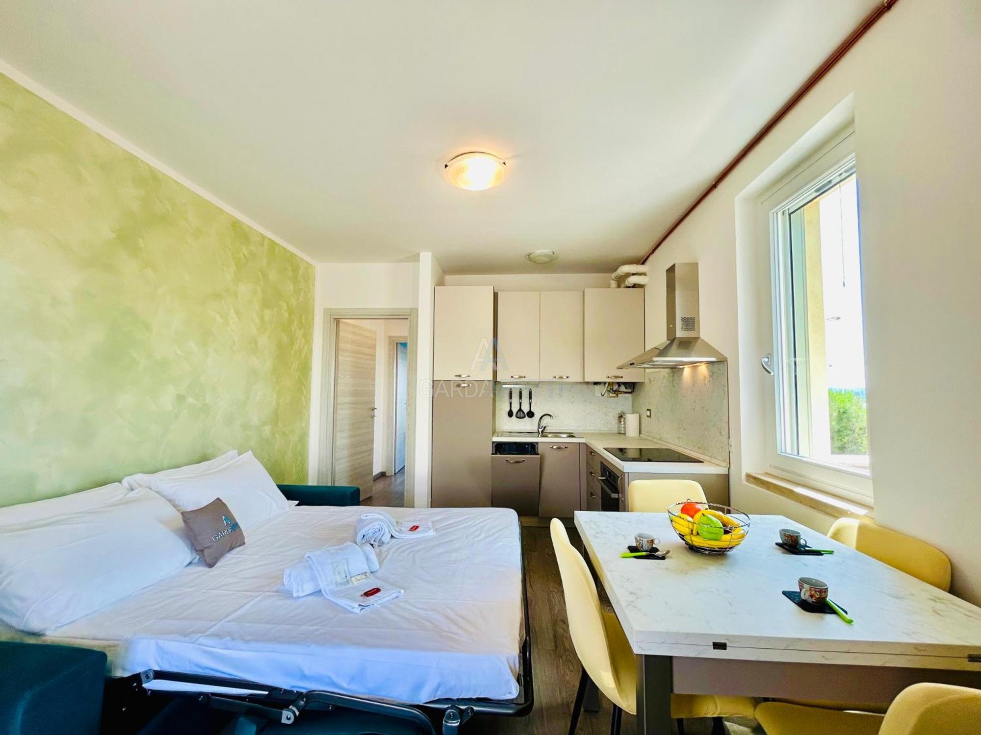 Ossidiana Apartment - Vista Lago - Centrico سيرمِيوني المظهر الخارجي الصورة